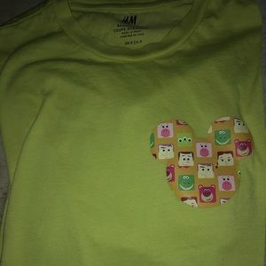 H&M Highlight colored shirt